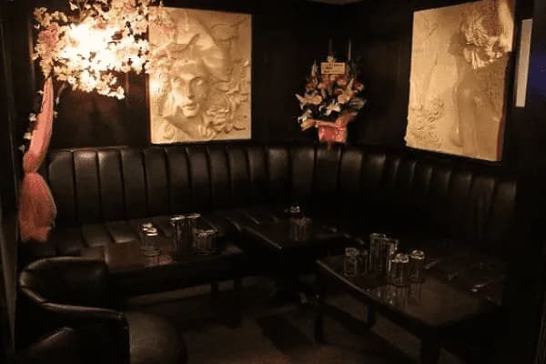 Club Diana1